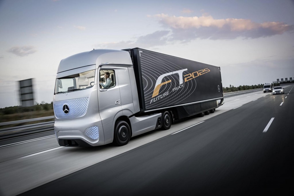Mercedes-Benz Future Truck 2025 concept, 2014 Hannover Commercial Vehicle Show