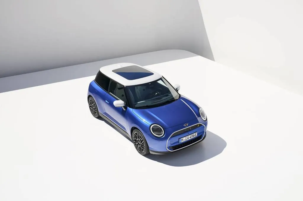 2025 Mini Cooper electric hatch