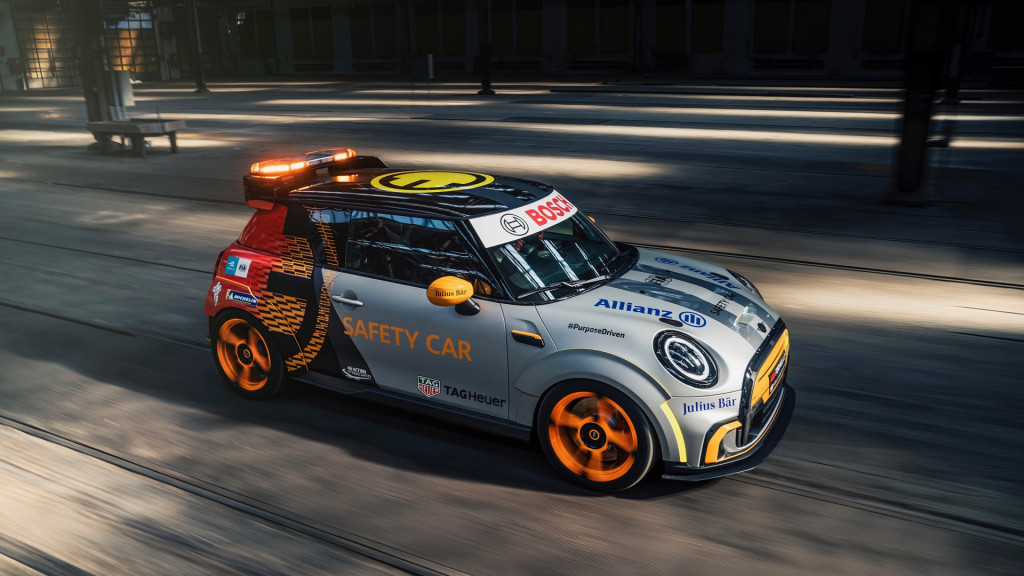 mini electric pacesetter inspired by jcw 100786918 l - Auto Recent