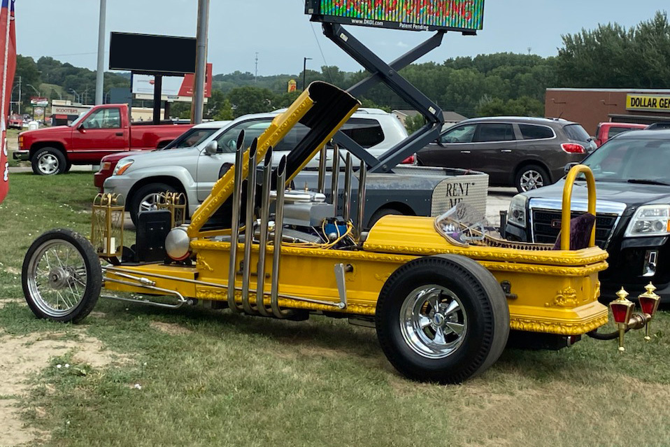 Munster Dragula re-creation (Image courtesy of Barrett-Jackson Collector Car Auctions)