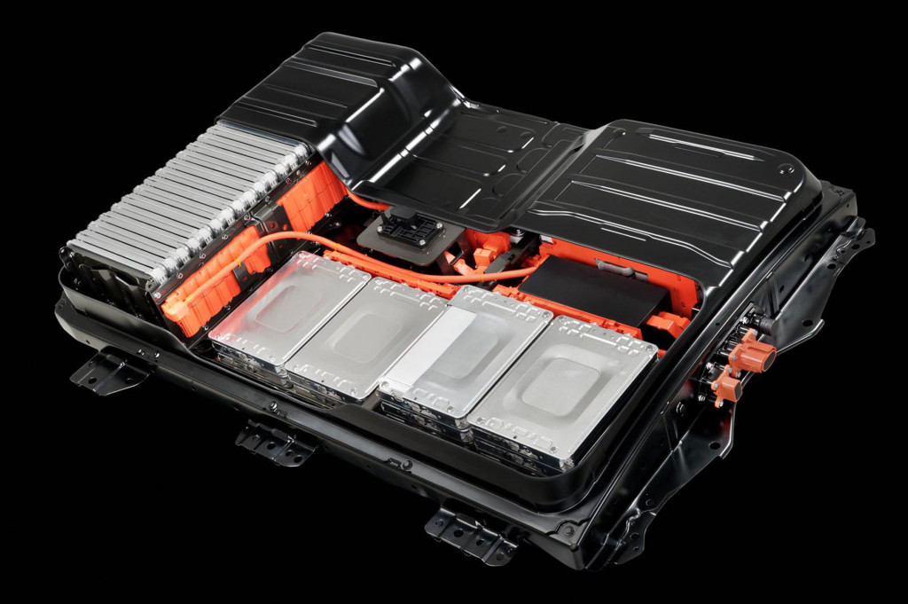Nissan Begins Offering Rebuilt Leaf Battery Packs