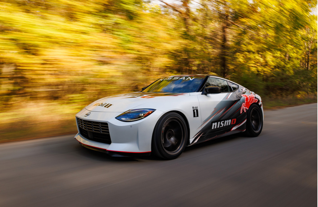 nissan-nismo-accessorized-z-