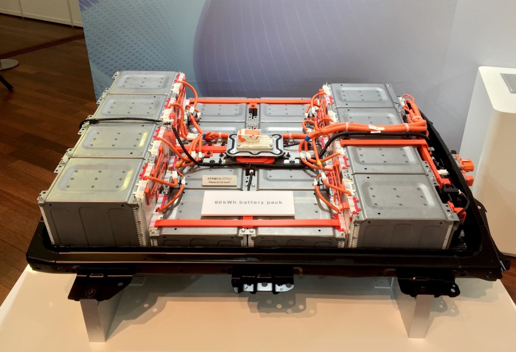 Nissan prototype 60-kWh battery pack - Nissan Technical Center, October 2015