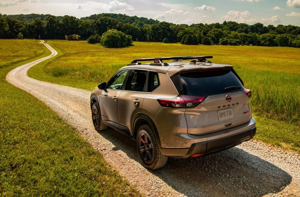 2025 Nissan Rogue Rock Creek edition