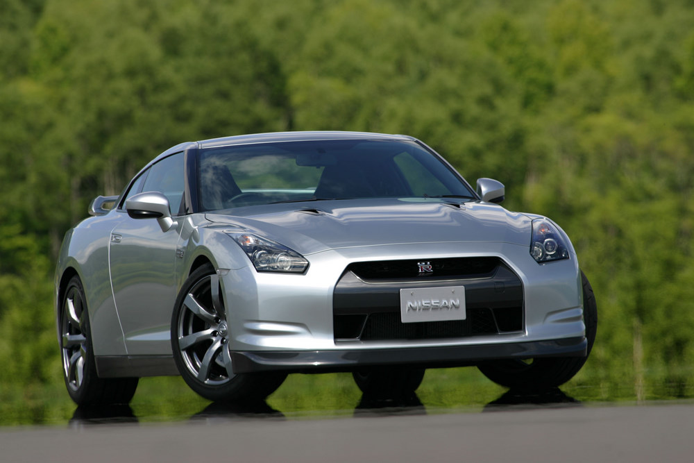 Our All-Too-Brief Affair: 2009 Nissan GT-R lead image