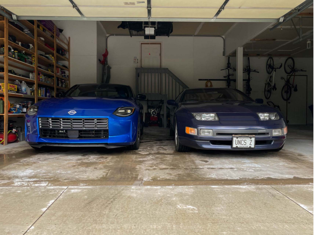 1990 Nissan 300ZX and 2023 Nissan Z
