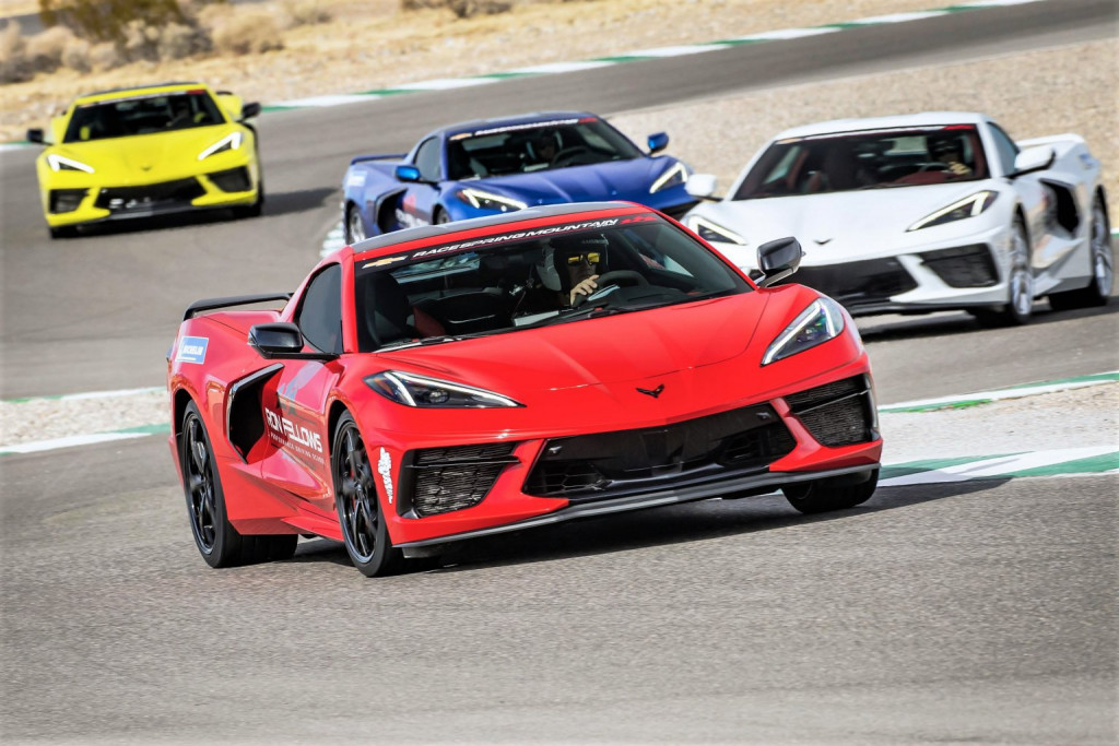 Owners drive Corvette C8s at the Ron Fellows school | Ron Fellows Performance Driving School photos