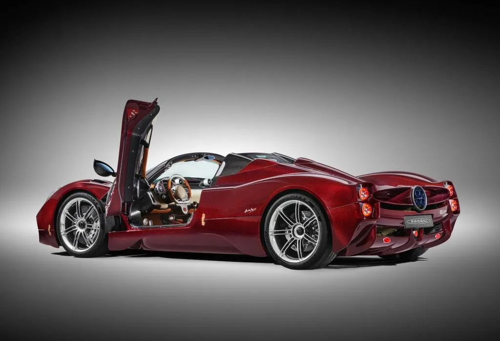 pagani utopia roadster 100937601 l - Auto Recent