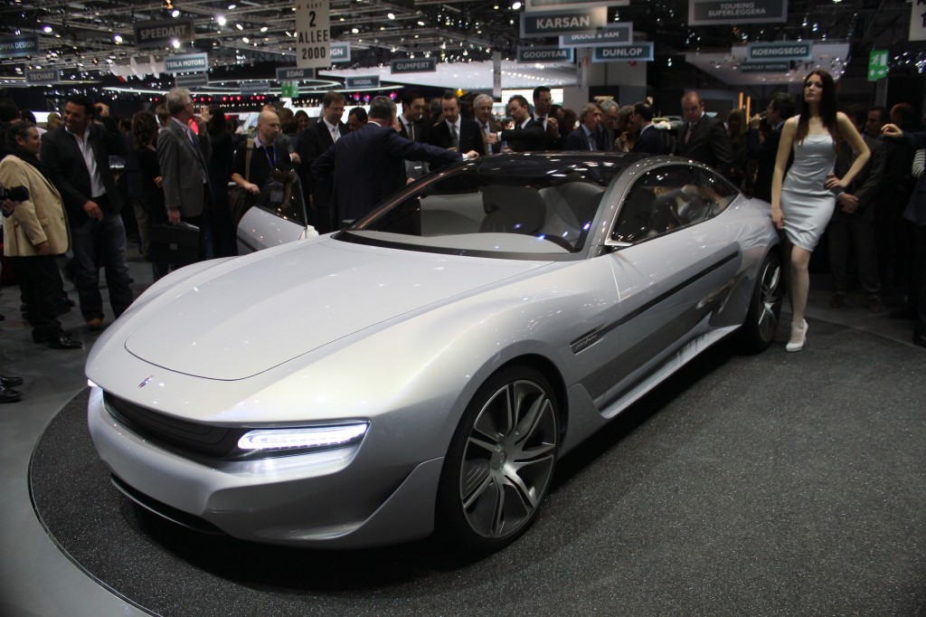 pininfarina-cambiano-live-