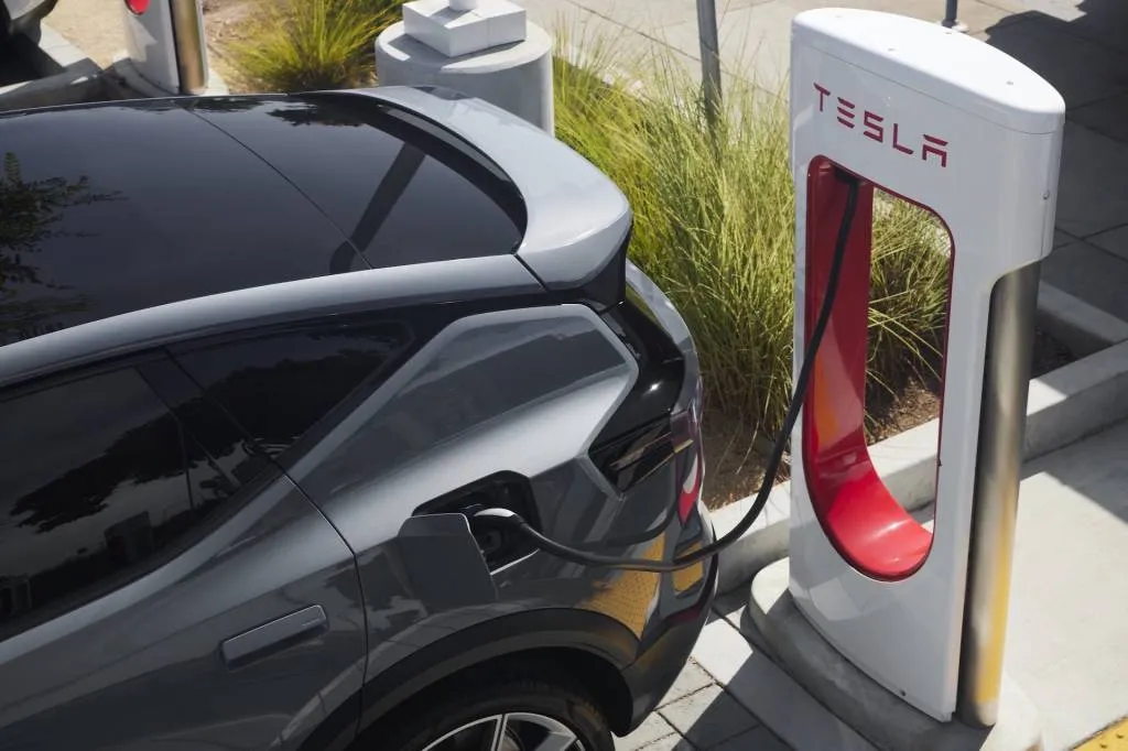 Polestar 3 at a Tesla Supercharger station