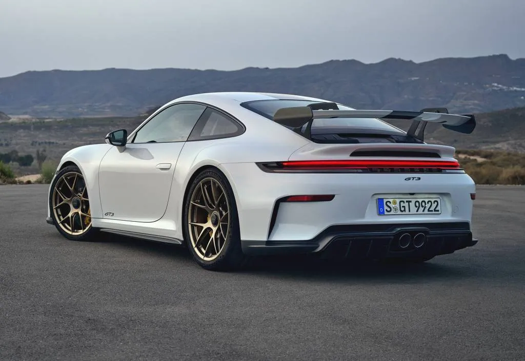 2025 Porsche 911 GT3