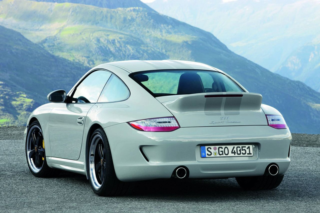 2022 Porsche 911 Sport Classic spy shots and video Legend of the