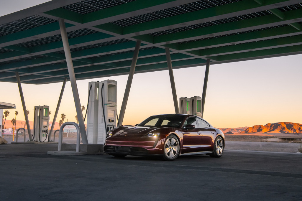 Porsche Taycan coast-to-coast record for least charging time