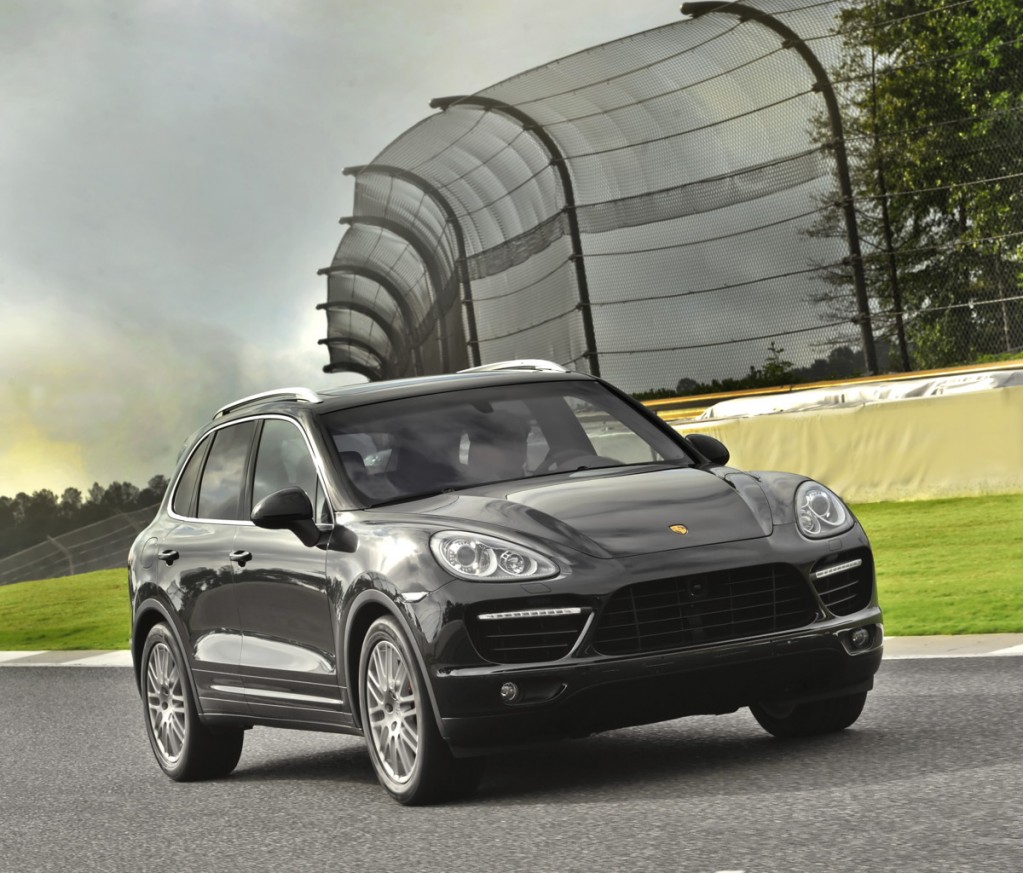 Porsche Cayenne, Panamera recalled for potential engine problem lead image