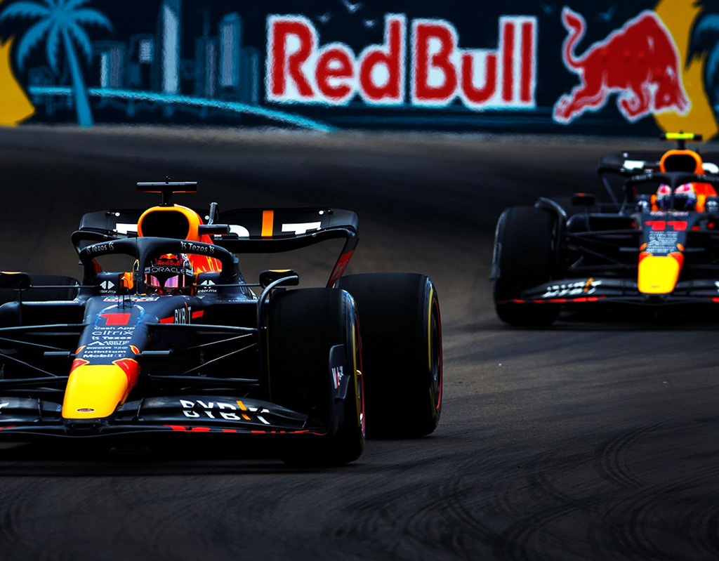 Verstappen holds off Leclerc at 2022 F1 Miami Grand Prix