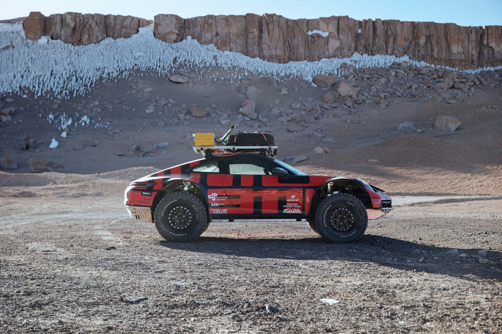 Rugged Porsche 911 Duo climbs world's tallest volcano