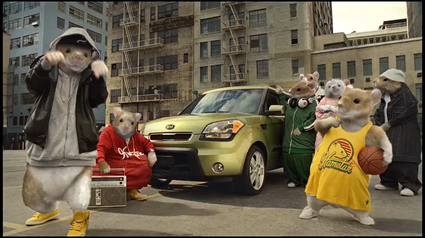 Screencap from Kia's summer 2010 commercial for the Soul