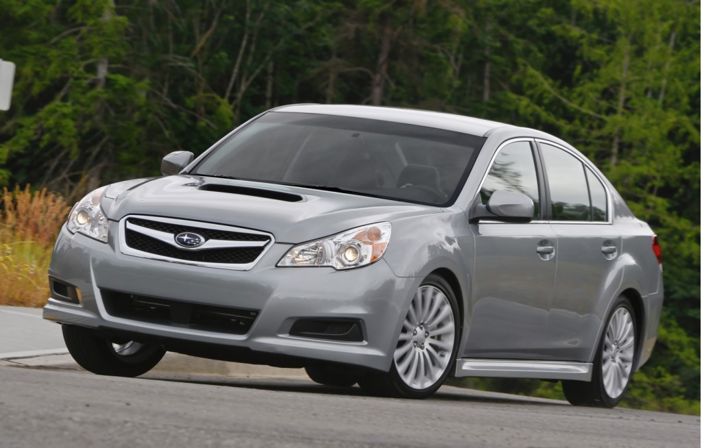 2010 Subaru Legacy: Better Bumpers Cut Repair Costs, Says IIHS