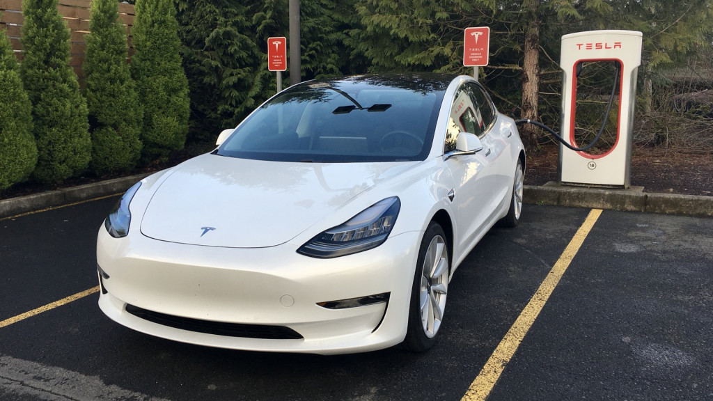 Tesla Model 3 at Supercharger, Sandy OR