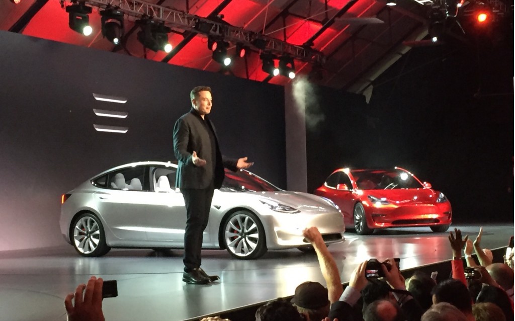 Protótipo de design do Tesla Model 3 - evento de revelação - março de 2016