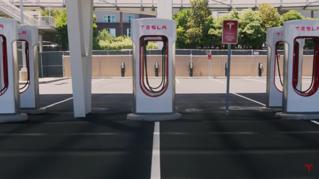 Tesla Supercharger V3 station - Las Vegas Strip