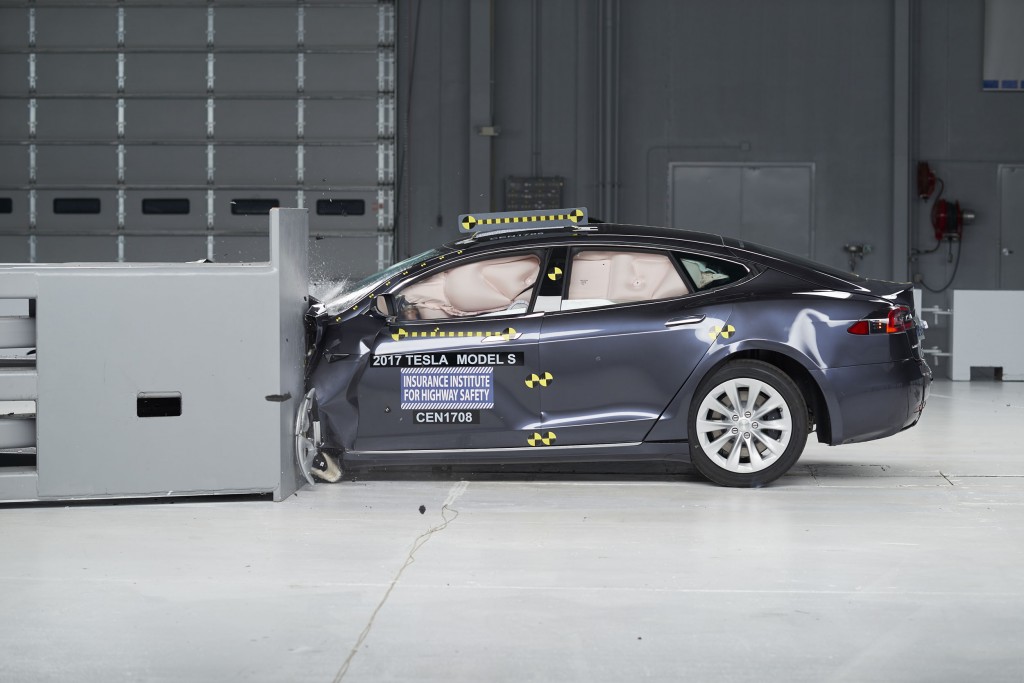 Tesla Model S after IIHS small-overlap frontal crash test, Spring 2017   [frame from IIHS video]