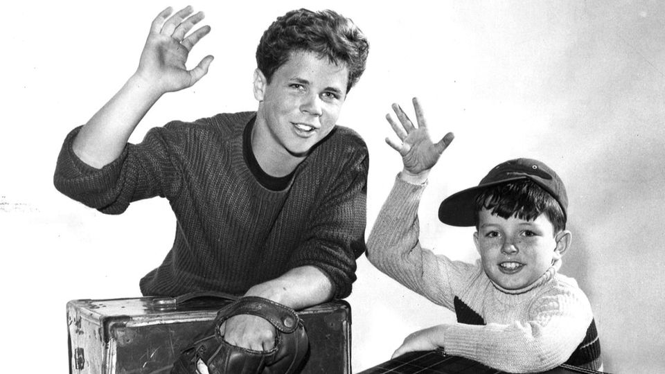 Tony Dow & Jerry Mathers in 'Leave It To Beaver'