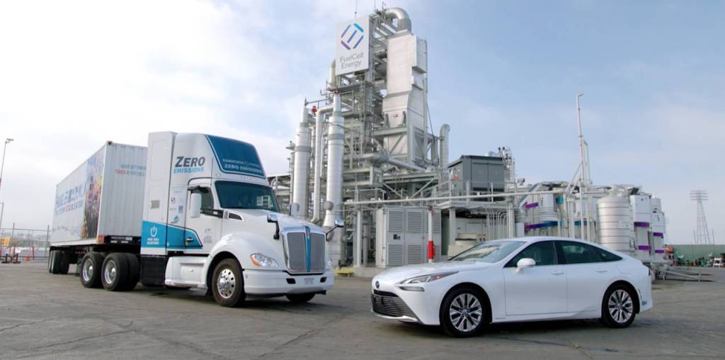 Toyota Mirai and fuel-cell semi, with FuelCell Energy at Long Beach