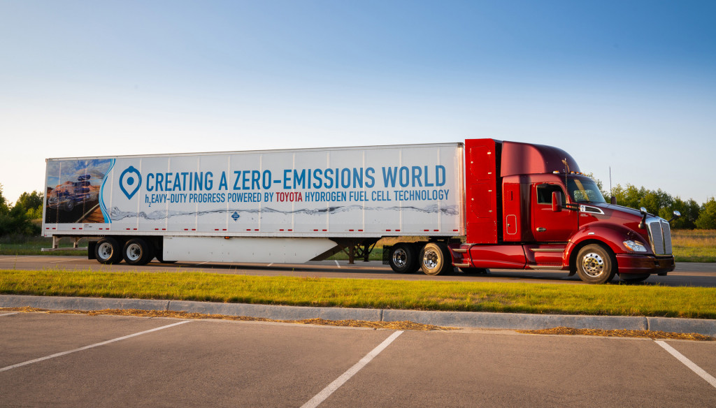 Toyota Project Portal 2.0 fuel cell powered semi-trailer truck