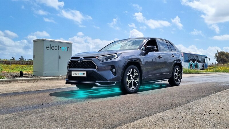 Toyota RAV4 Prime - Electreon dynamic wireless charging