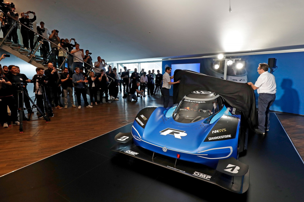 Meet the Volkswagen ID R that aims to set a new Nürburgring record