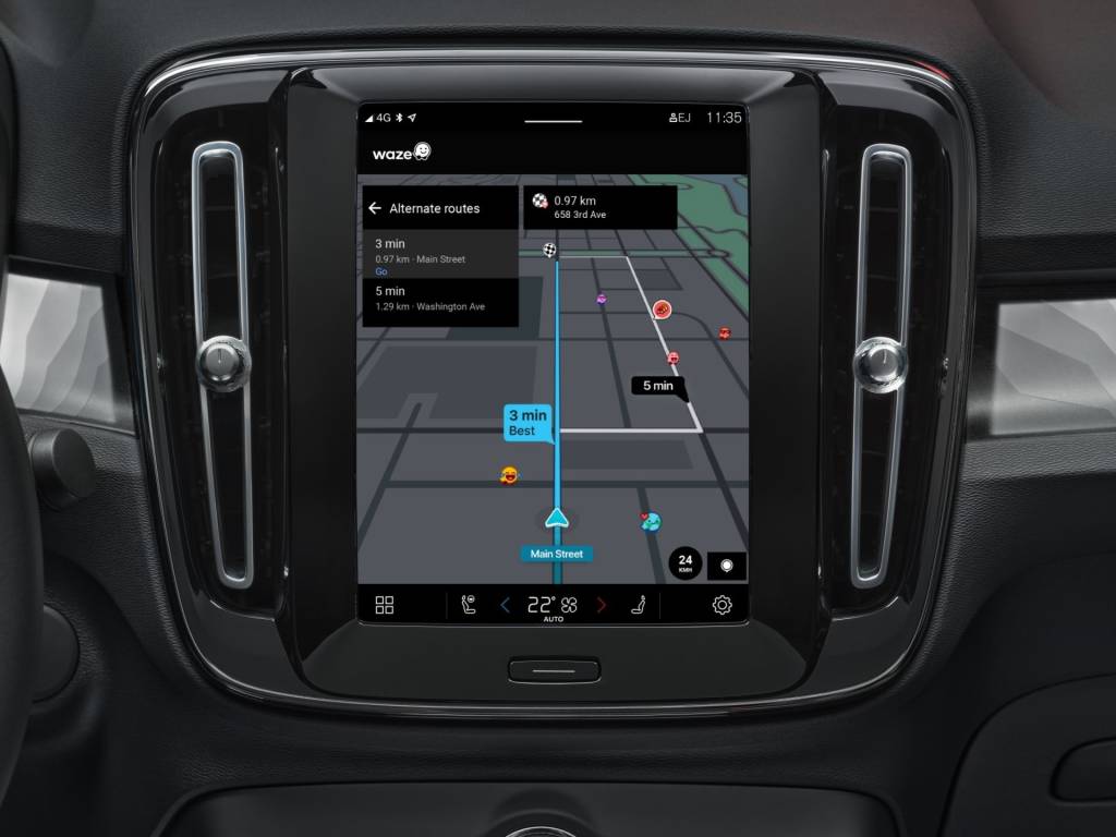 Volvo presents householders Waze app natively