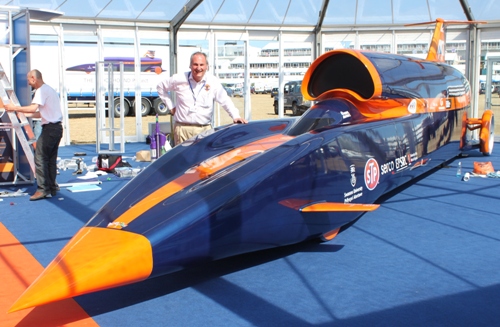 1,000-MPH Bloodhound SSC Show Car Unveiled