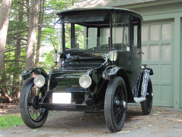 1914 Detroit Electric car, owned by GE scientist Charles Steinmetz, Schenectady, NY, June 2011
