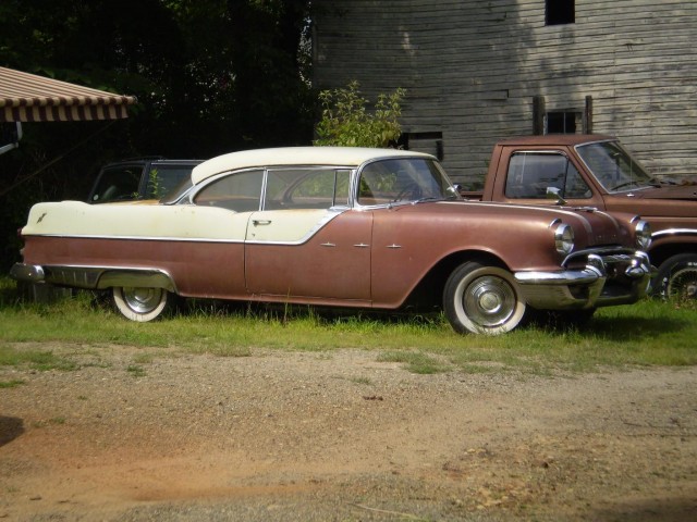 1955 Pontiac Star Chief Coupe, owned by Ned Sanders