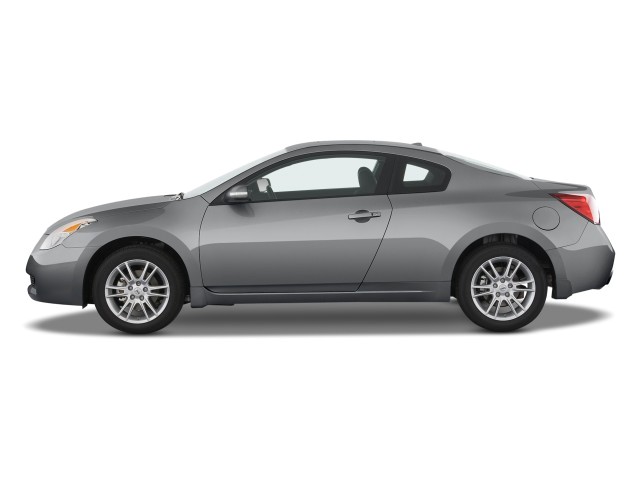 Image: 2008 Nissan Altima 2-door Coupe V6 CVT SE Side ...