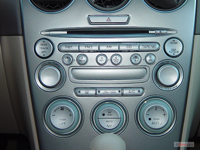 Image 2003 Mazda MAZDA6 4 door Sedan S Auto V6 Instrument Panel Size 