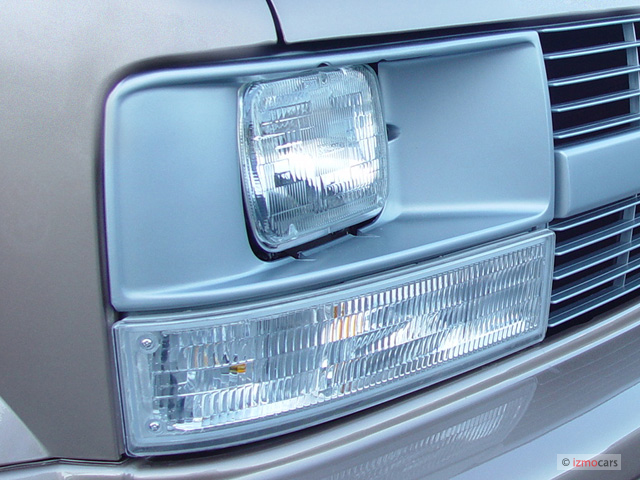 Image: 2004 Chevrolet Astro Passenger Ext 111" WB RWD Headlight, size: 640 x 480, type: gif 2004 Chevy Astro Van Headlight Bulb Size
