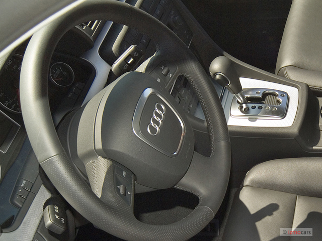 Image: 2007 Audi A4 2007 4-door Sedan Auto 2.0T quattro Steering Wheel