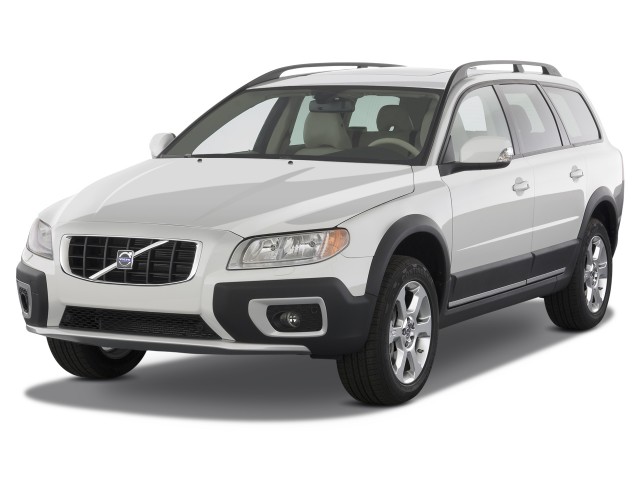 https://images.hgmsites.net/med/2008-volvo-xc70-4-door-wagon-angular-front-exterior-view_100292535_m.jpg