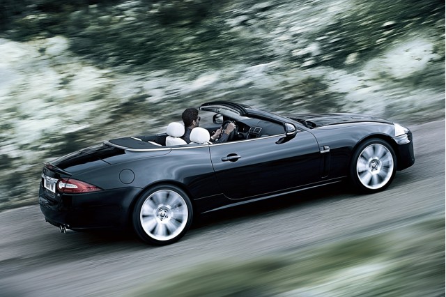 Luxury Sports Car Review: 2010 Jaguar XK