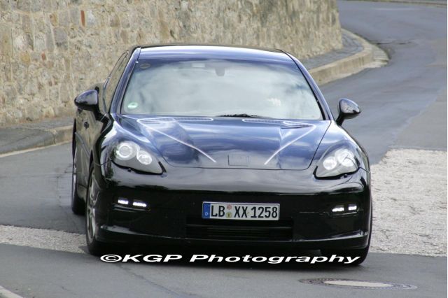 2010 Porsche Panamera spy shots