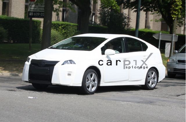 2010 Toyota Prius spy shots