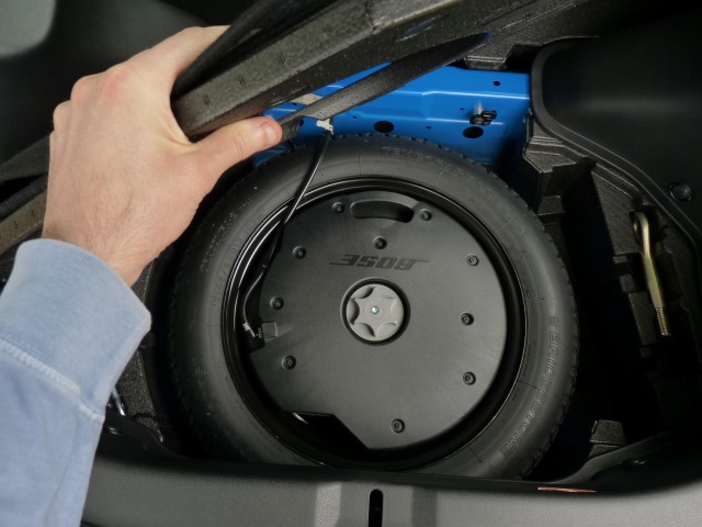 compact spare tire, in 2011 Nissan 370Z Touring