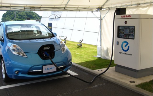 nissan leaf ev charging station