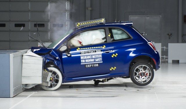 2012 Fiat 500 IIHS crash testing