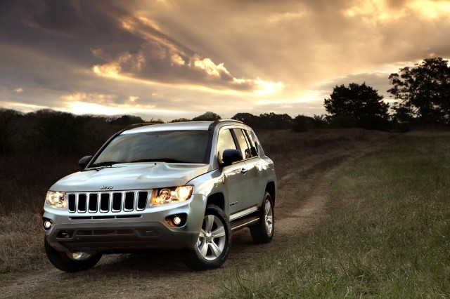 Jeep Compass Is Dead, Town & Country Becoming A Crossover post image