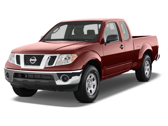 2012 Nissan Frontier 2WD King Cab I4 Auto SV Angular Front Exterior View