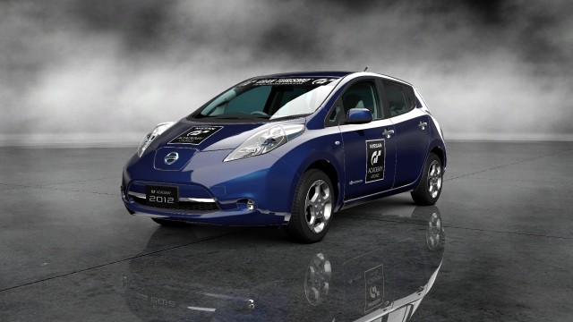 Nissan leaf 2012 год