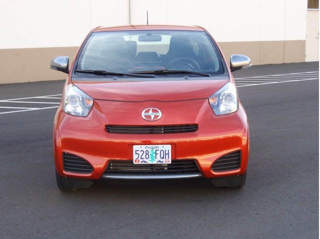 2012 Scion iQ Driven, Recalls, 2012 Toyota Prius Plug-In: Car News Headlines post image